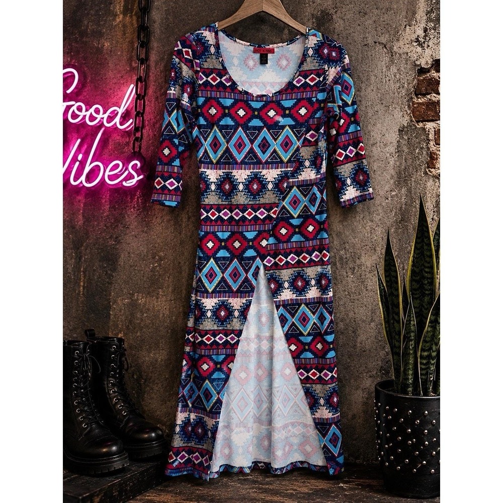 Hot Kiss Maxi Dress Large Boho Aztec Tribal Print Side Slit 3/4 Sleeve